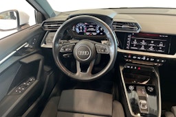 valkoinen Audi A3 2021 kuva 9.