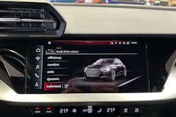 met. sininen Audi A3 2021 kuva 16.