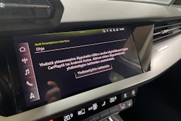 Valkoinen Audi A3 2021 kuva 6.