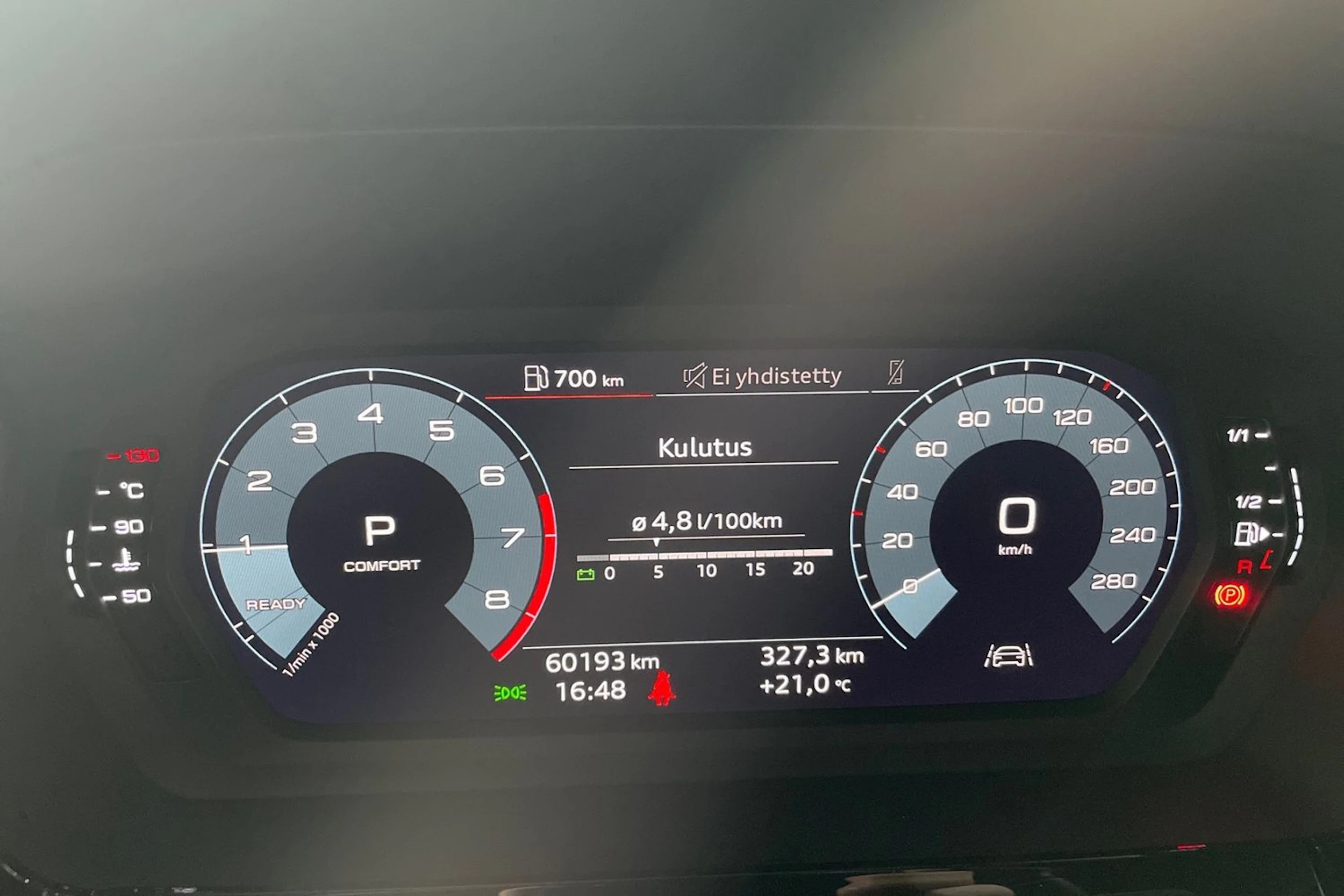 Valkoinen Audi A3 2021 kuva 7.