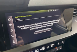 Valkoinen Audi A3 2021 kuva 17.