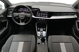 valkoinen Audi A3 2021 kuva 9.
