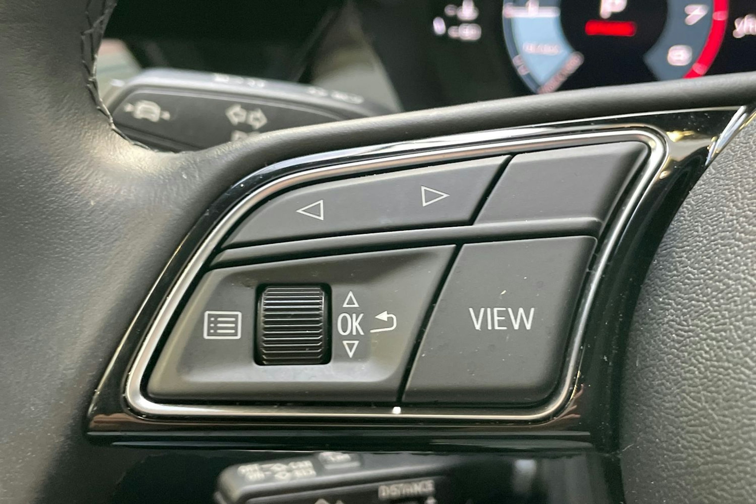 valkoinen Audi A3 2021 kuva 16.