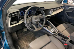 sininen Audi A3 2021 kuva 3.