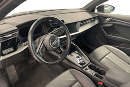 Musta Audi A3 2021 kuva 3.