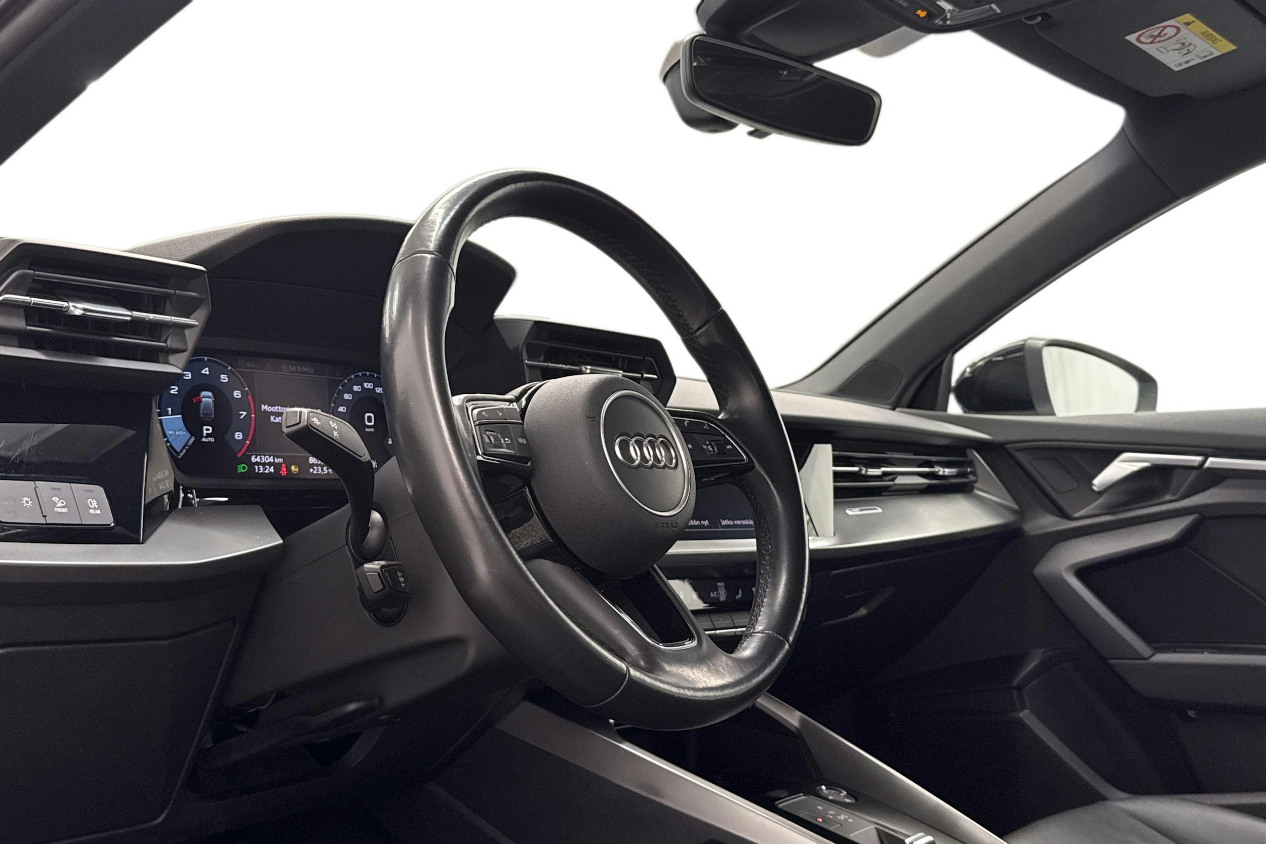musta Audi A3 2021 kuva 7.