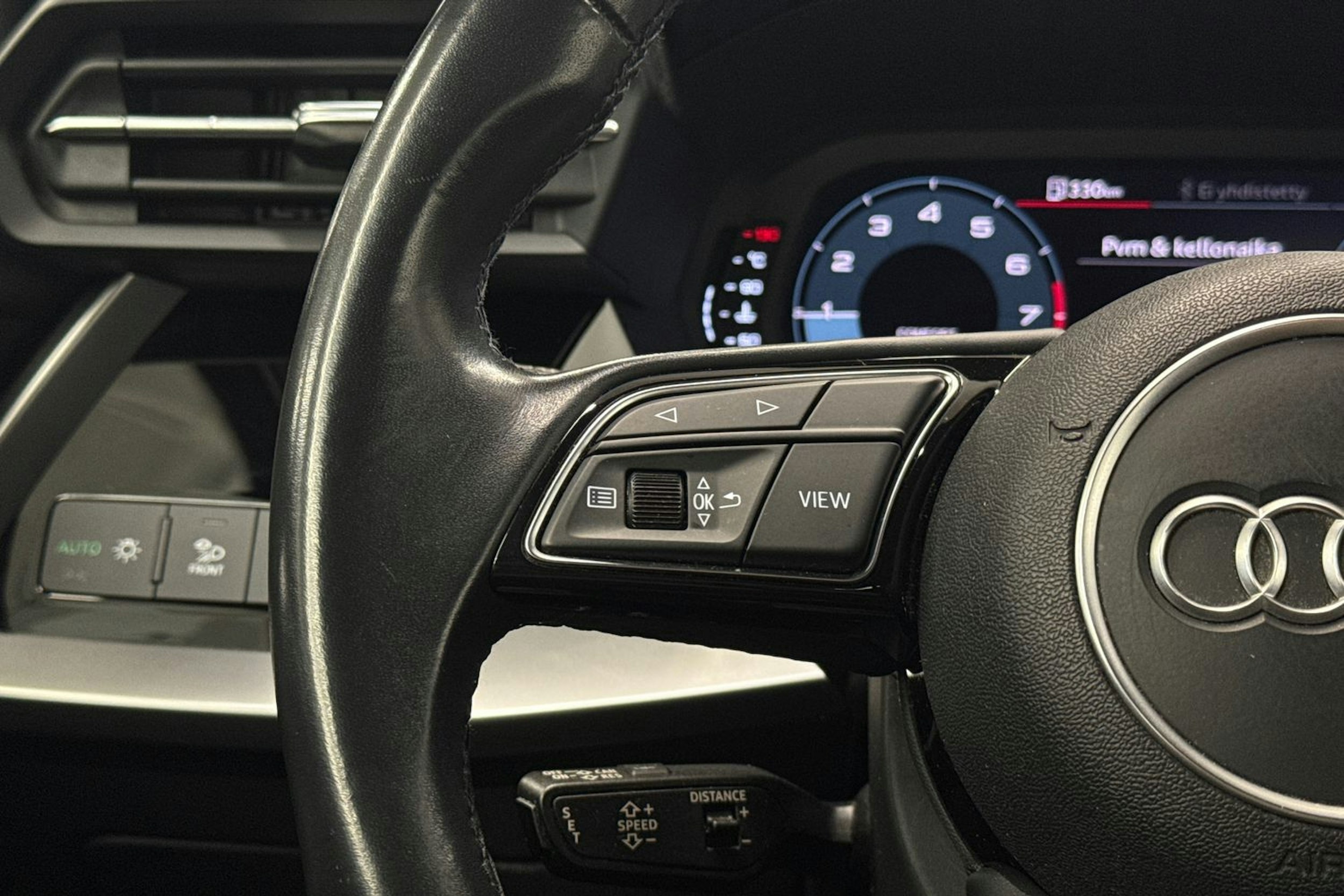 harmaa Audi A3 2021 kuva 15.