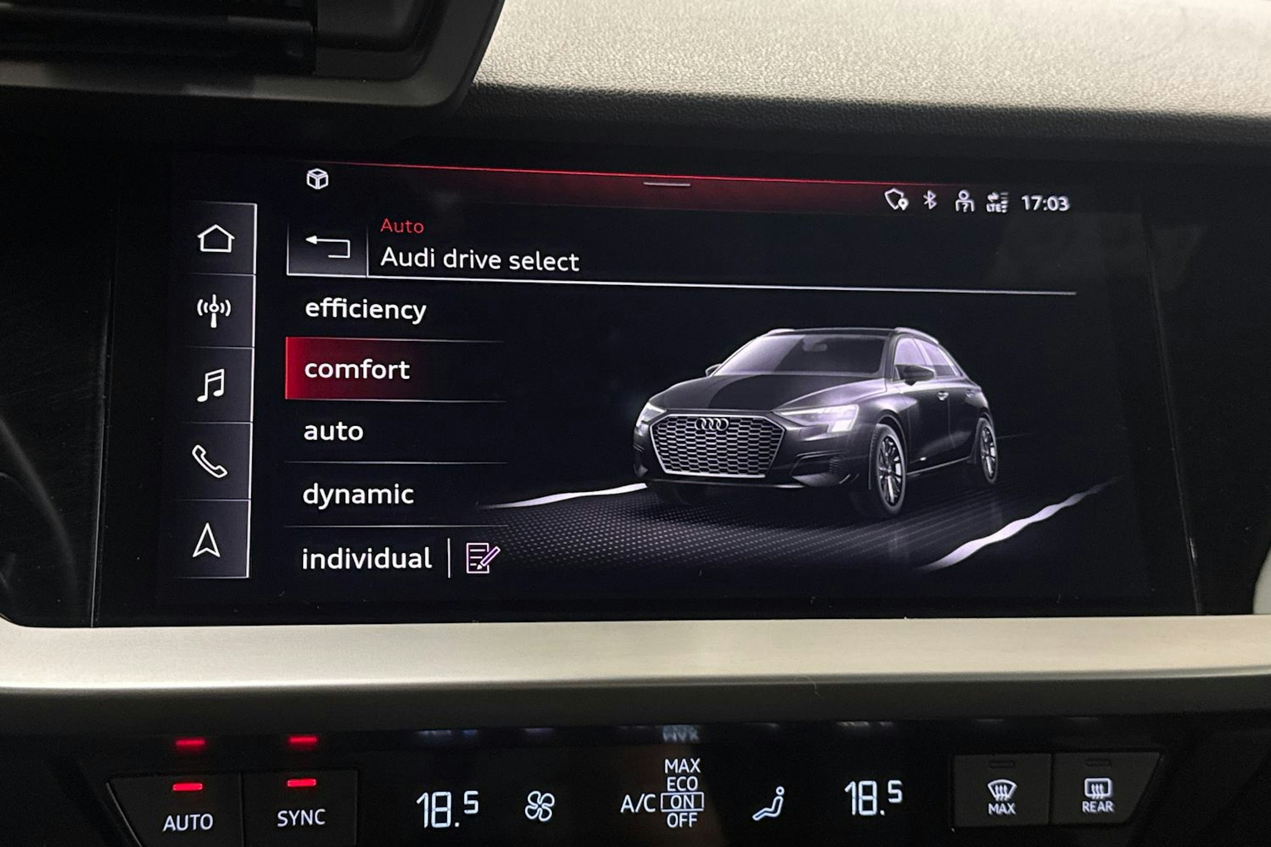 harmaa Audi A3 2021 kuva 29.