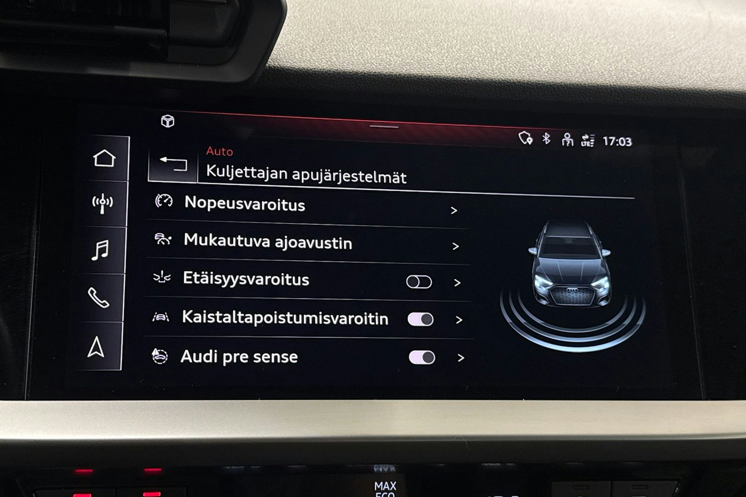 harmaa Audi A3 2021 kuva 30.