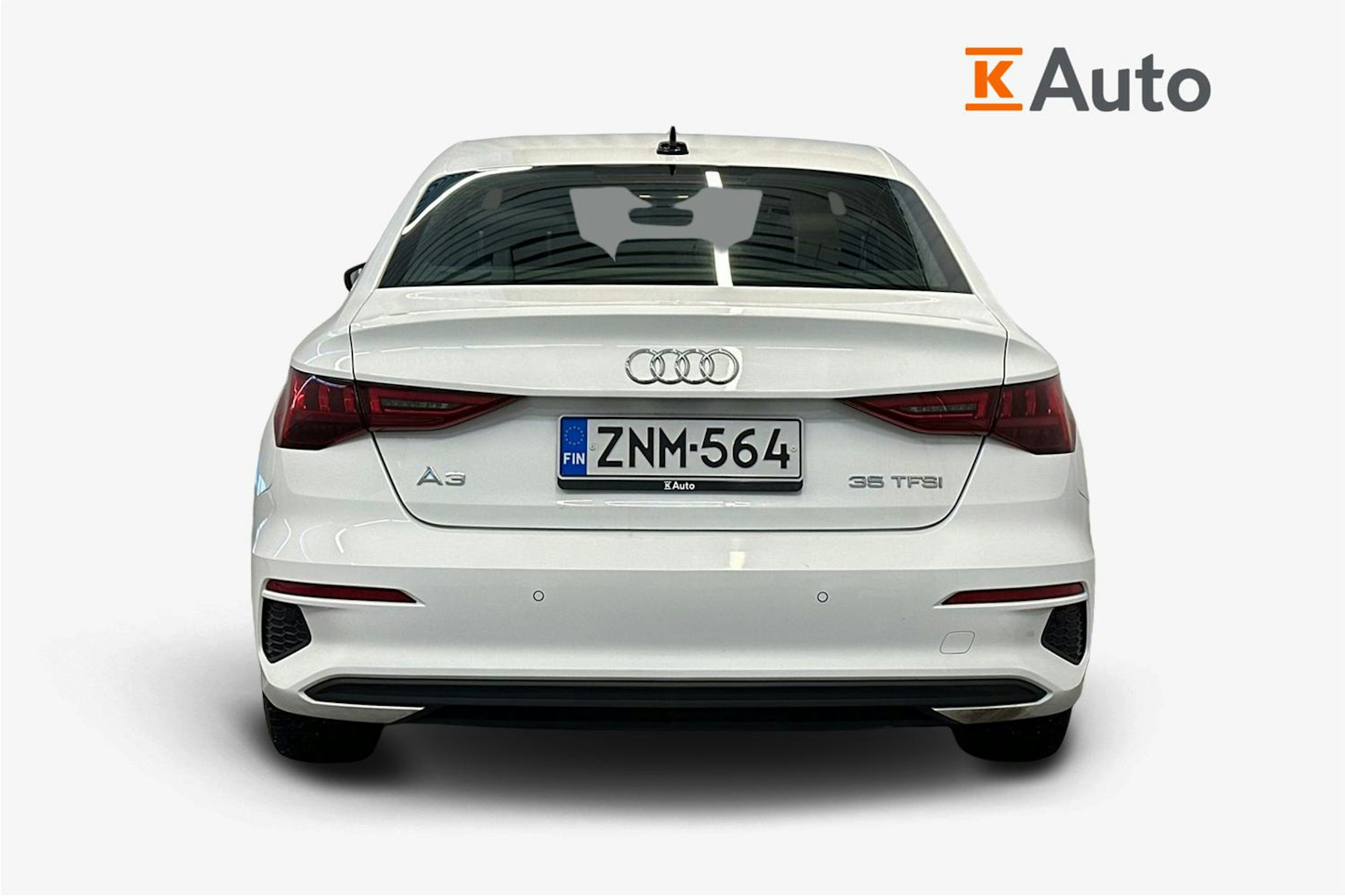 valkoinen Audi A3 2021 kuva 3.