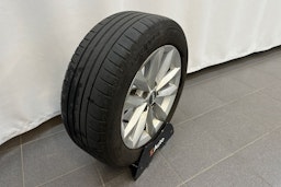 valkoinen Audi A3 2021 kuva 13.