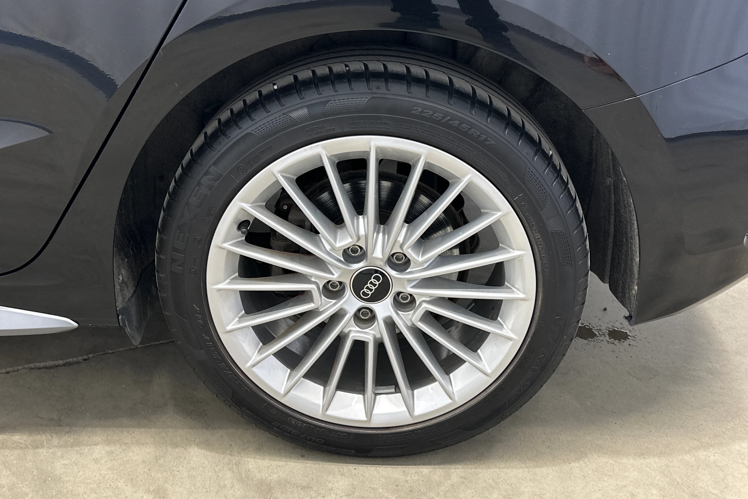 musta Audi A3 2021 kuva 27.