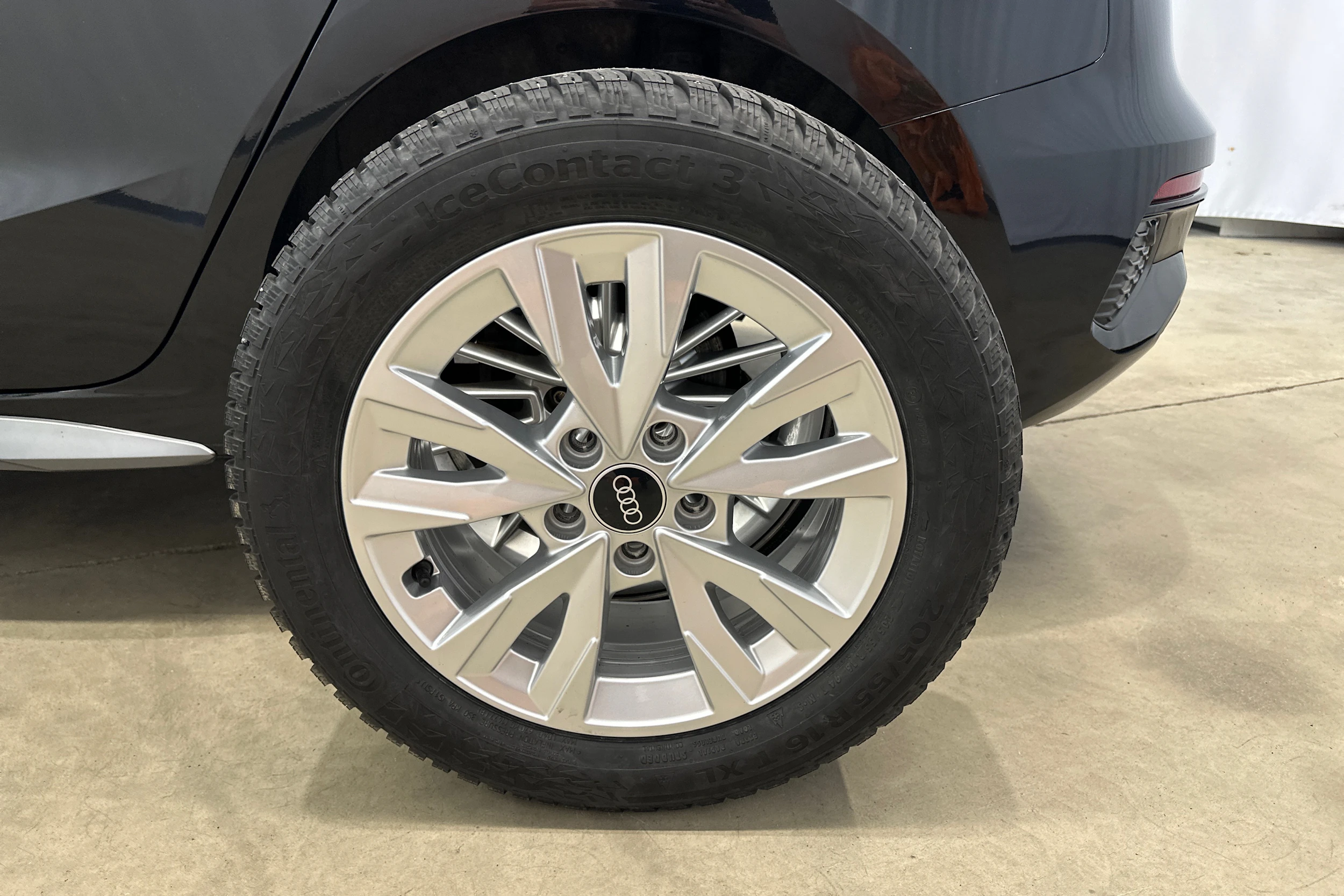 musta Audi A3 2021 kuva 29.