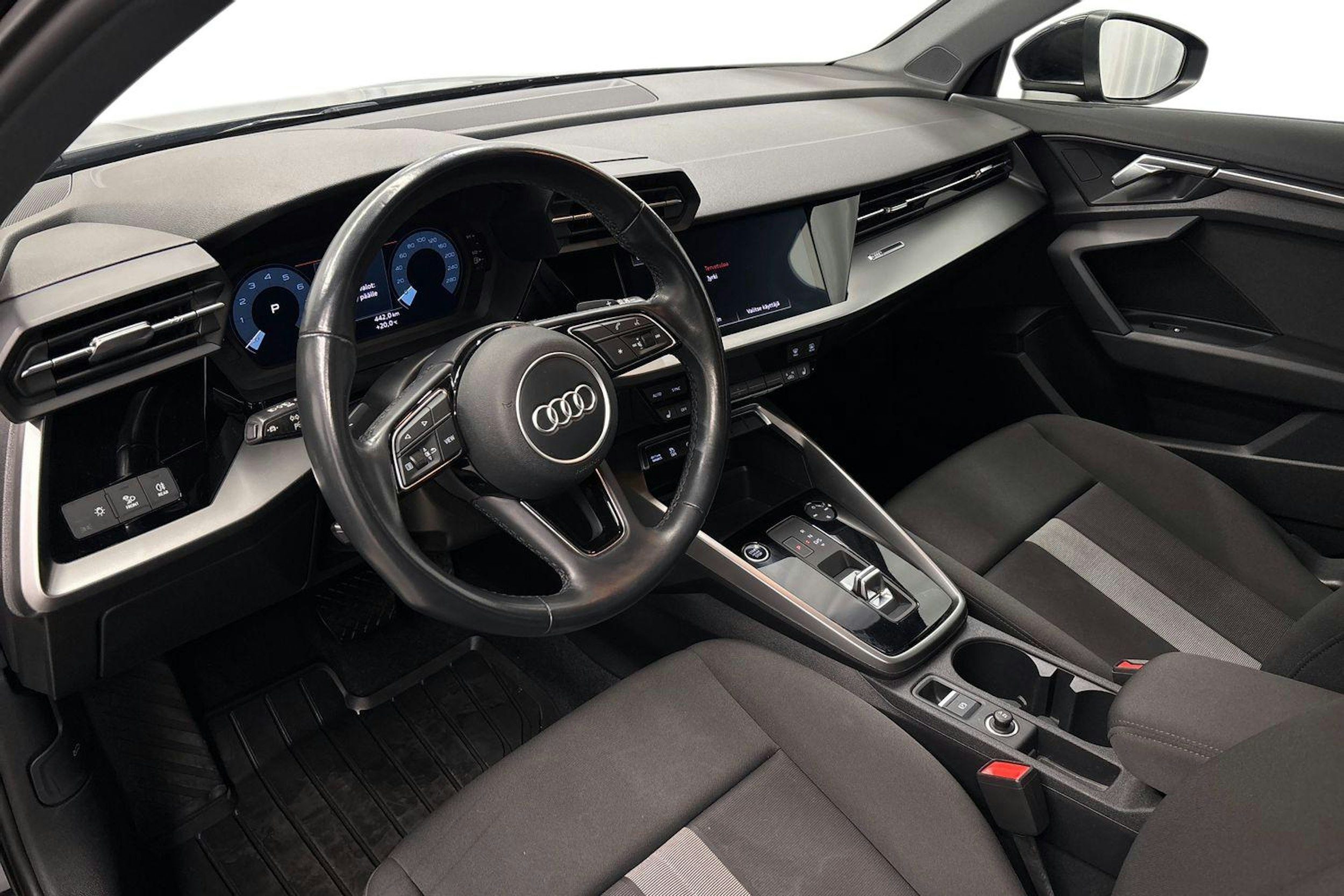 musta Audi A3 2022 kuva 7.