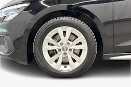 musta Audi A3 2022 kuva 11.