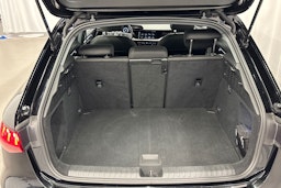 musta Audi A3 2022 kuva 15.