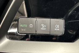 musta Audi A3 2022 kuva 18.