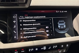 musta Audi A3 2022 kuva 24.