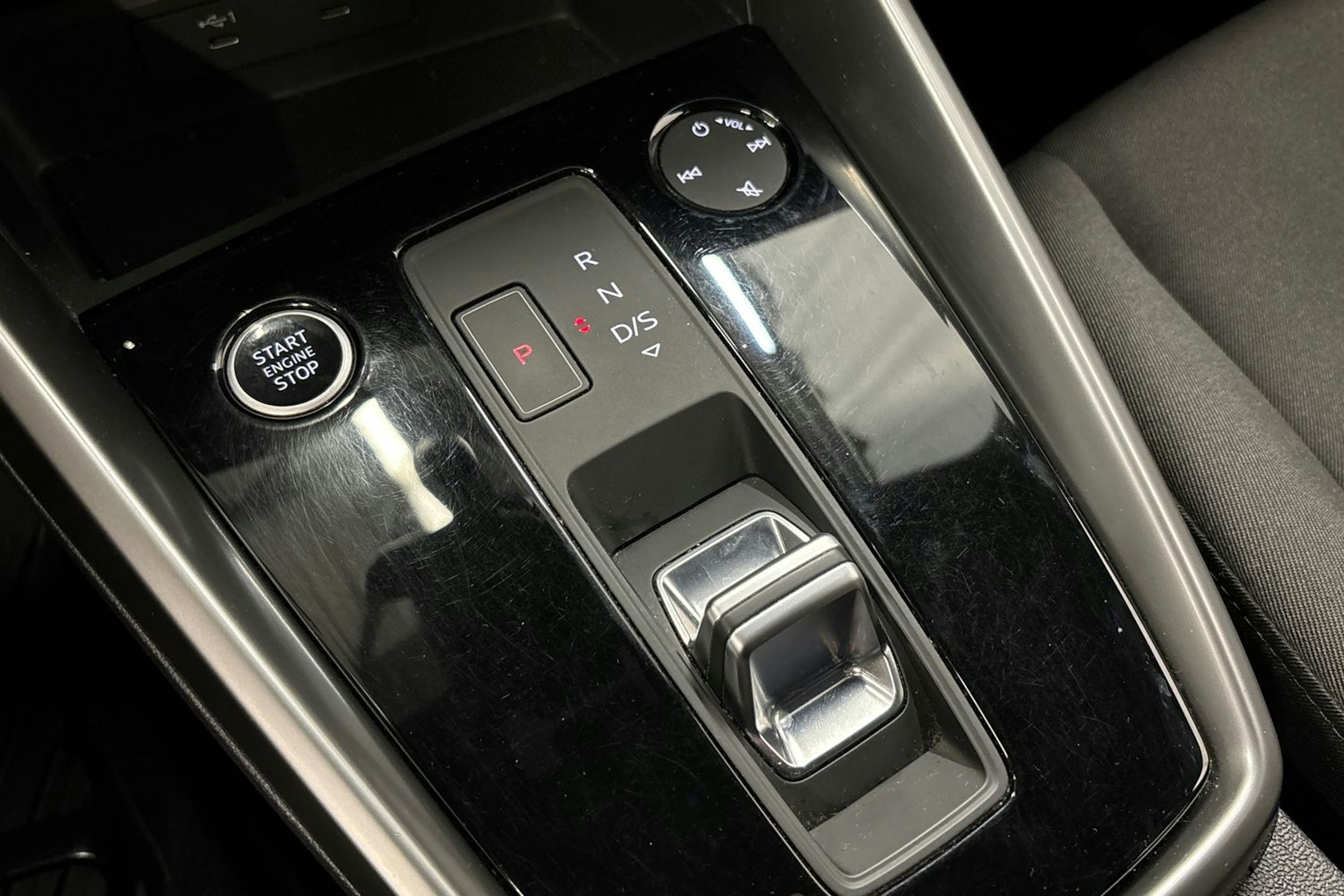 musta Audi A3 2022 kuva 26.