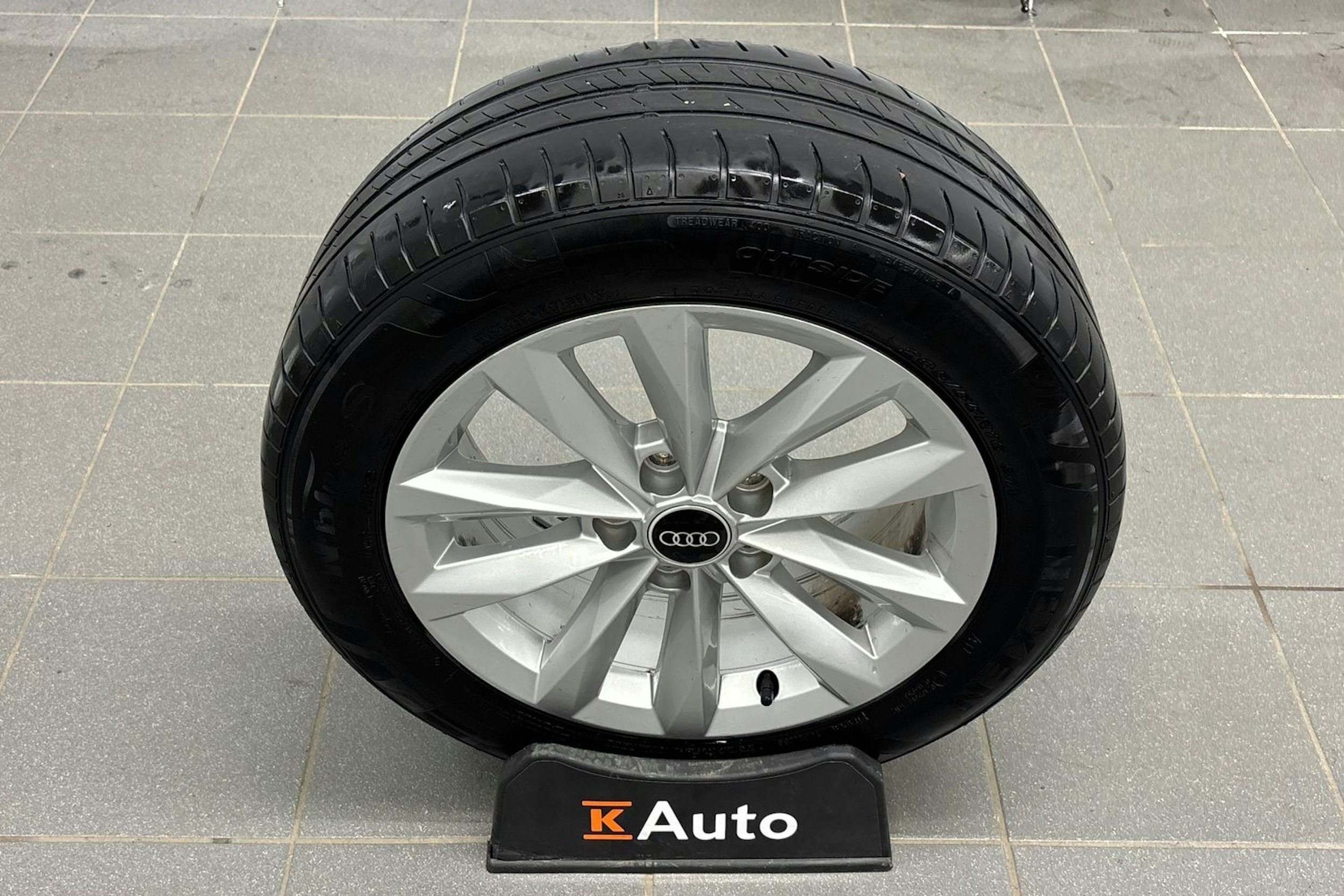 musta Audi A3 2022 kuva 28.