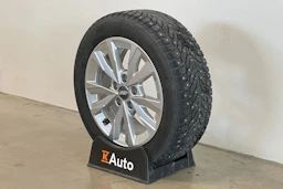 valkoinen Audi A3 2022 kuva 13.