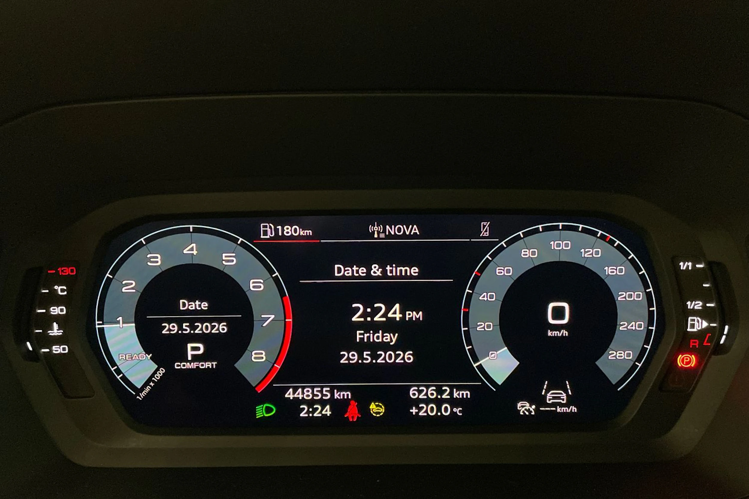 valkoinen Audi A3 2022 kuva 17.