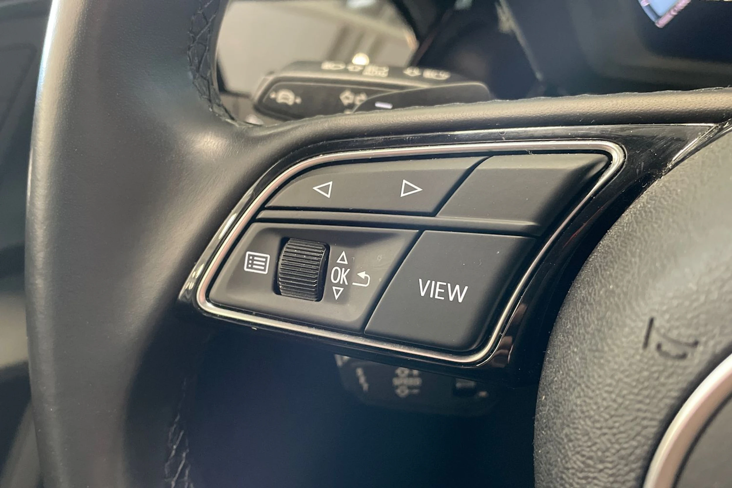 valkoinen Audi A3 2022 kuva 19.