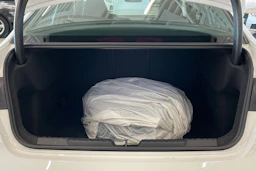 valkoinen Audi A3 2022 kuva 32.