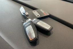 valkoinen Audi A3 2022 kuva 33.