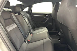 valkoinen Audi A3 2022 kuva 9.