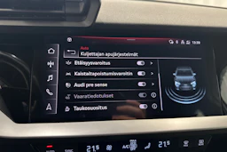 valkoinen Audi A3 2022 kuva 20.