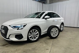 valkoinen Audi A3 2022 kuva 27.