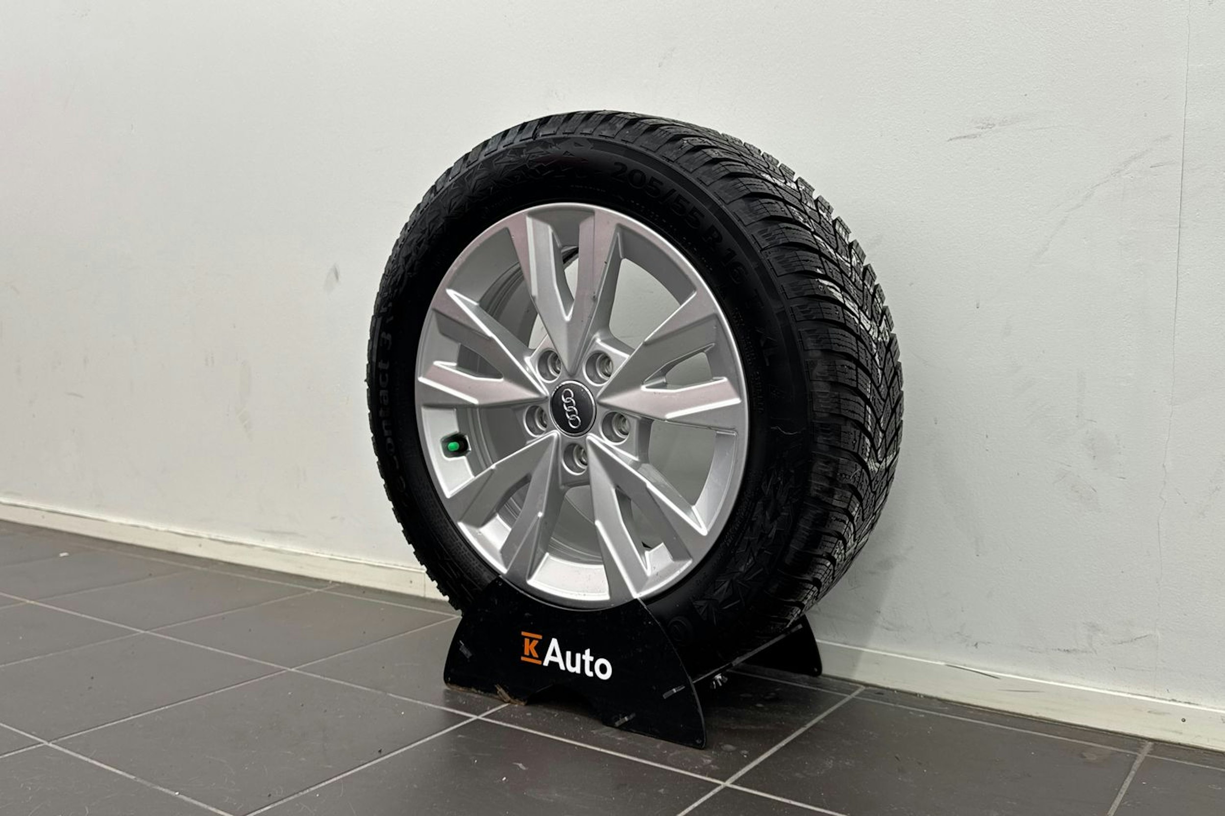 met. punainen Audi A3 2022 kuva 10.