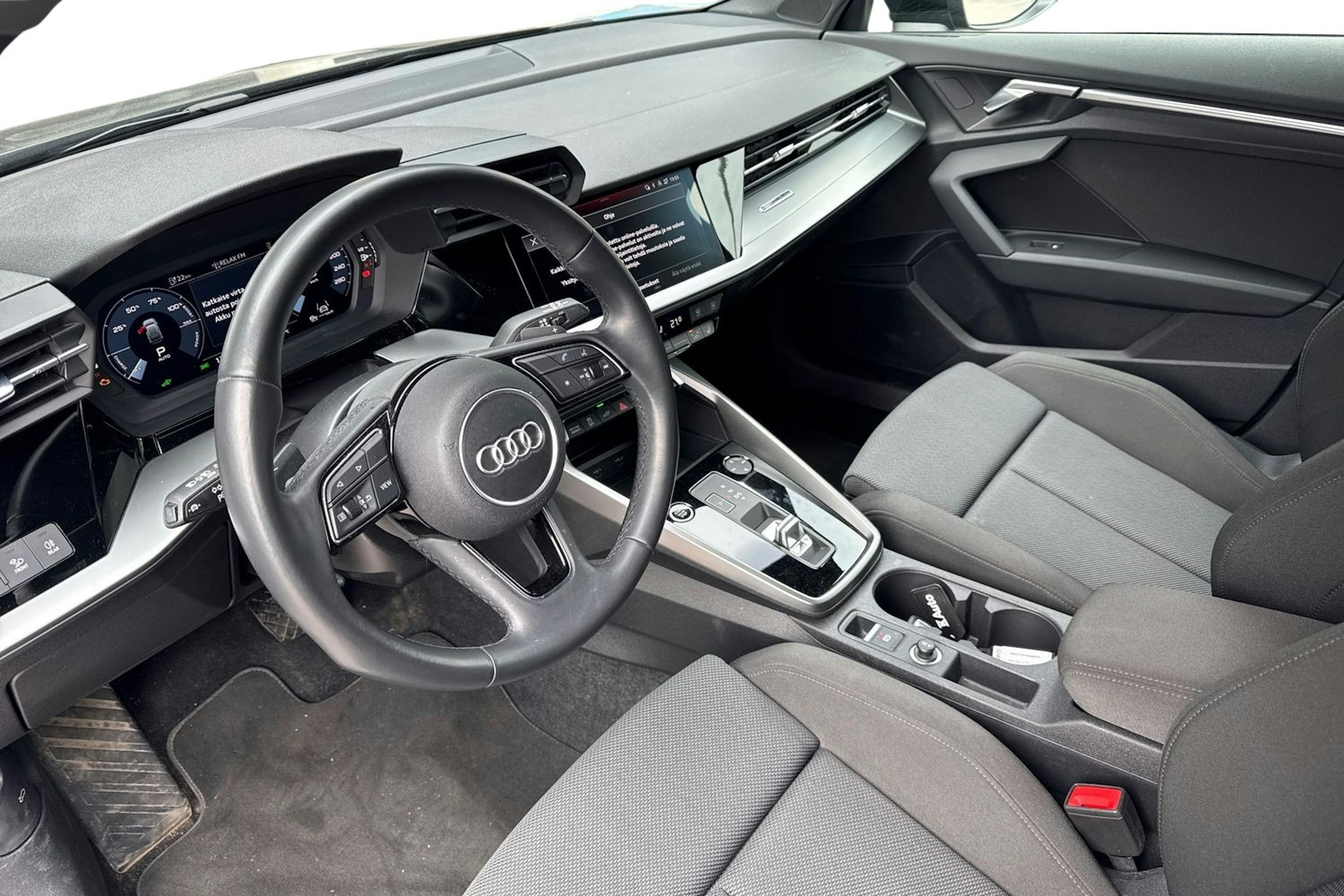 musta Audi A3 2022 kuva 3.