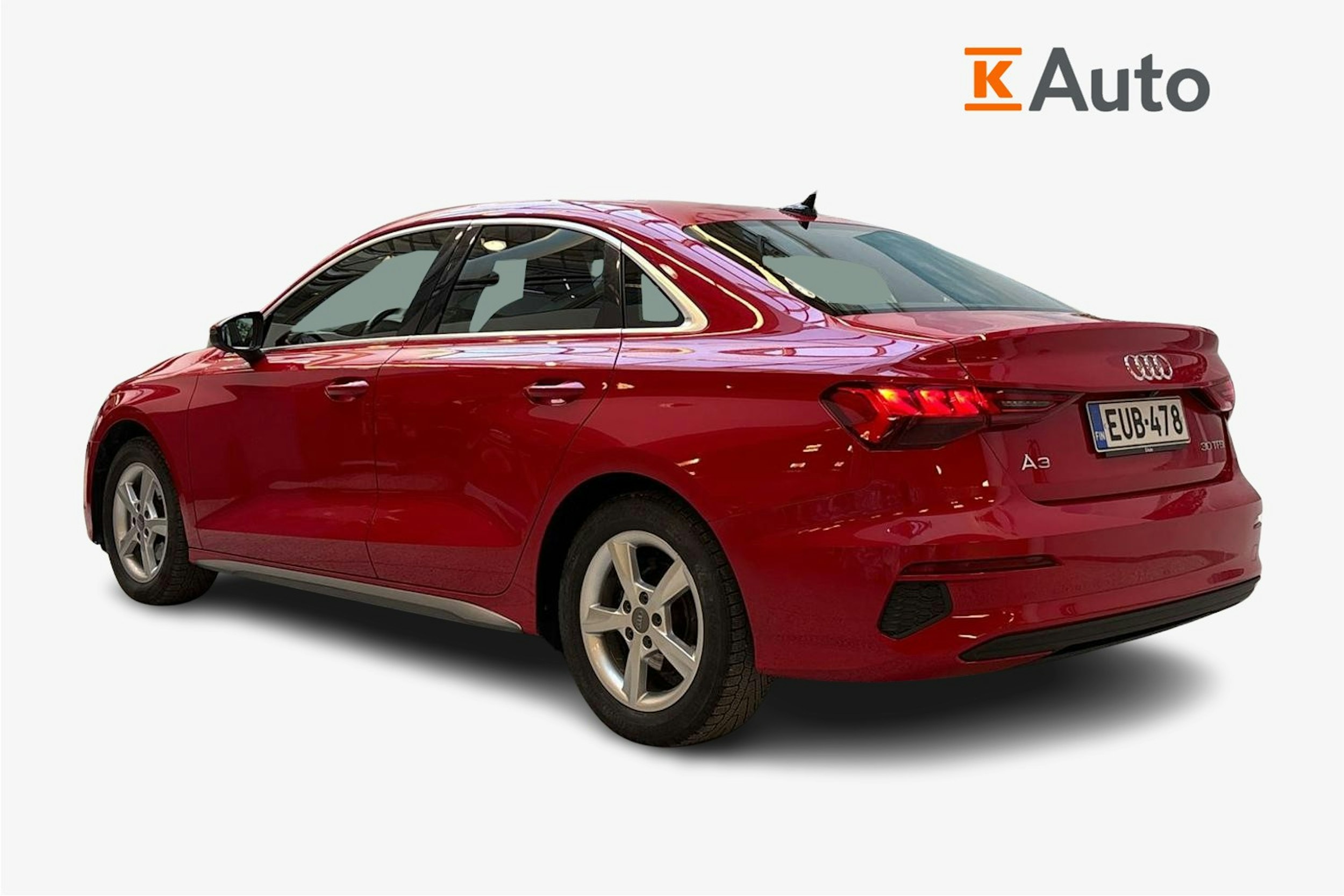 punainen Audi A3 2022 kuva 2.