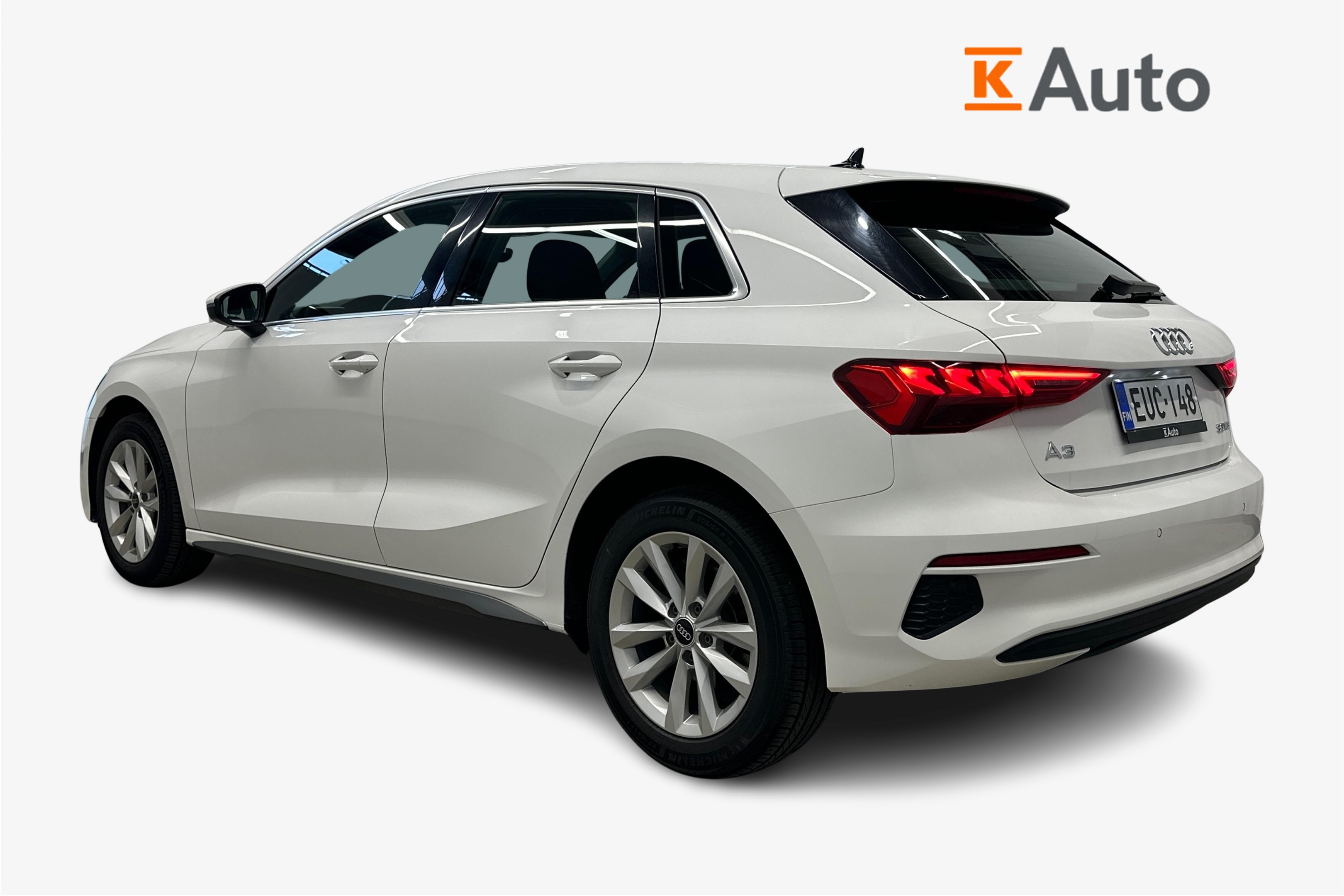 Audi A3 2022, photo 2/23