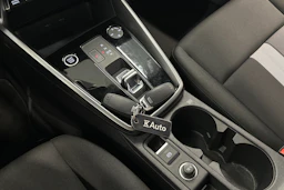 valkoinen Audi A3 2022 kuva 16.