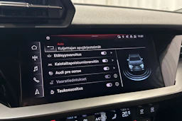 valkoinen Audi A3 2022 kuva 19.