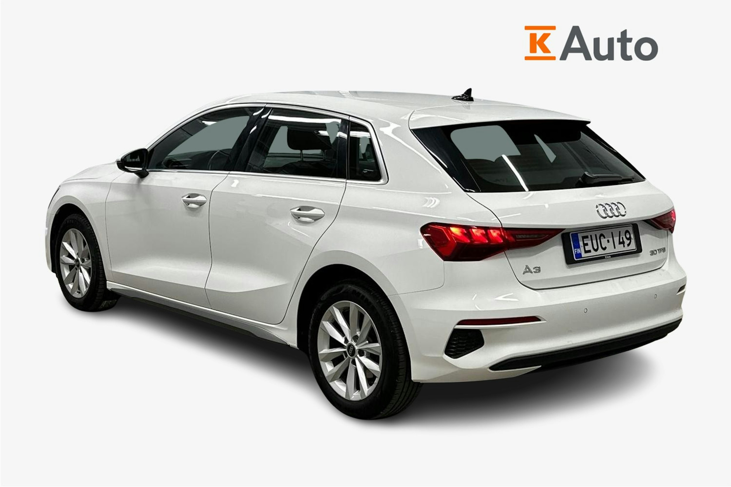 valkoinen Audi A3 2022 kuva 2.