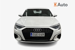 valkoinen Audi A3 2022 kuva 5.