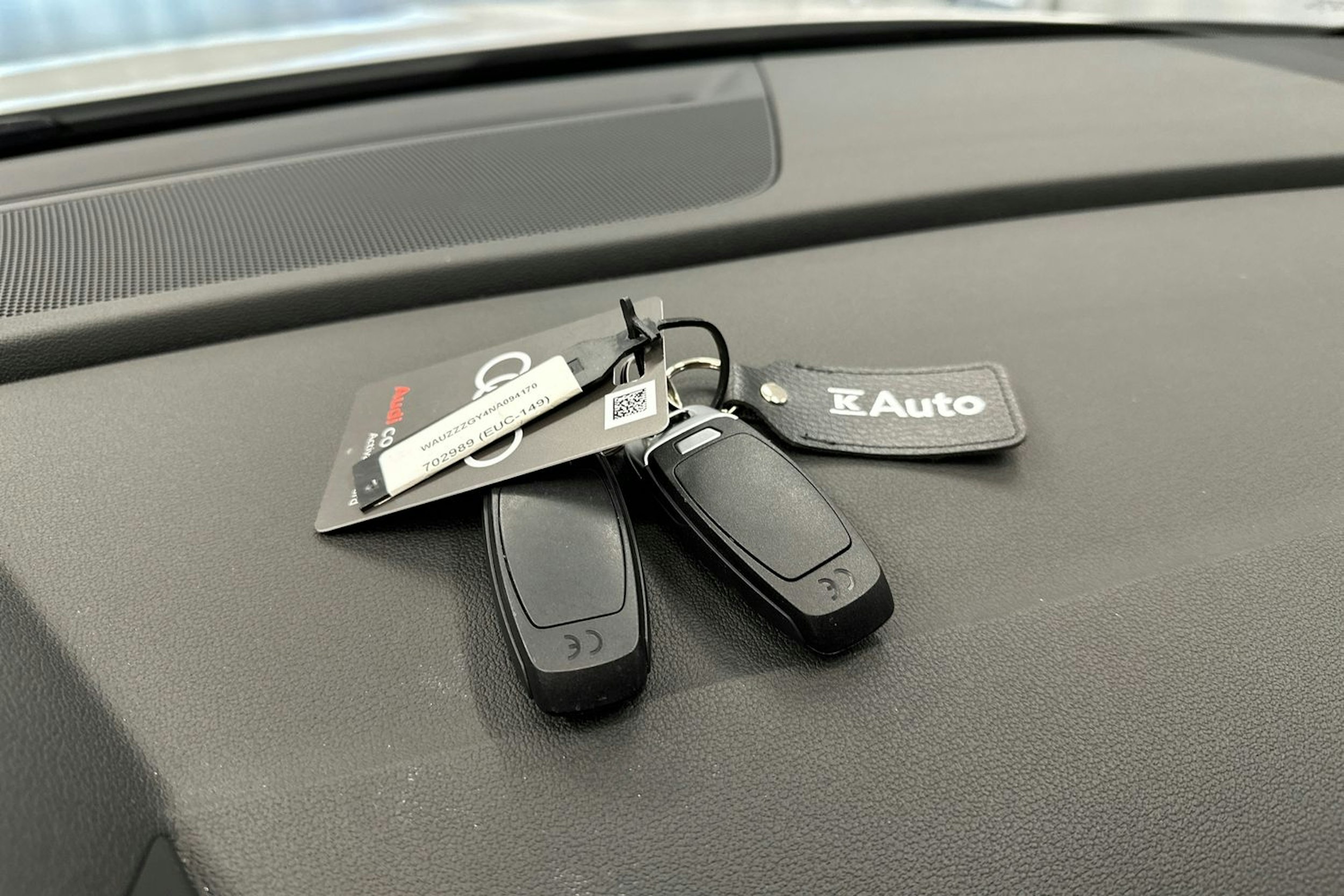 valkoinen Audi A3 2022 kuva 26.
