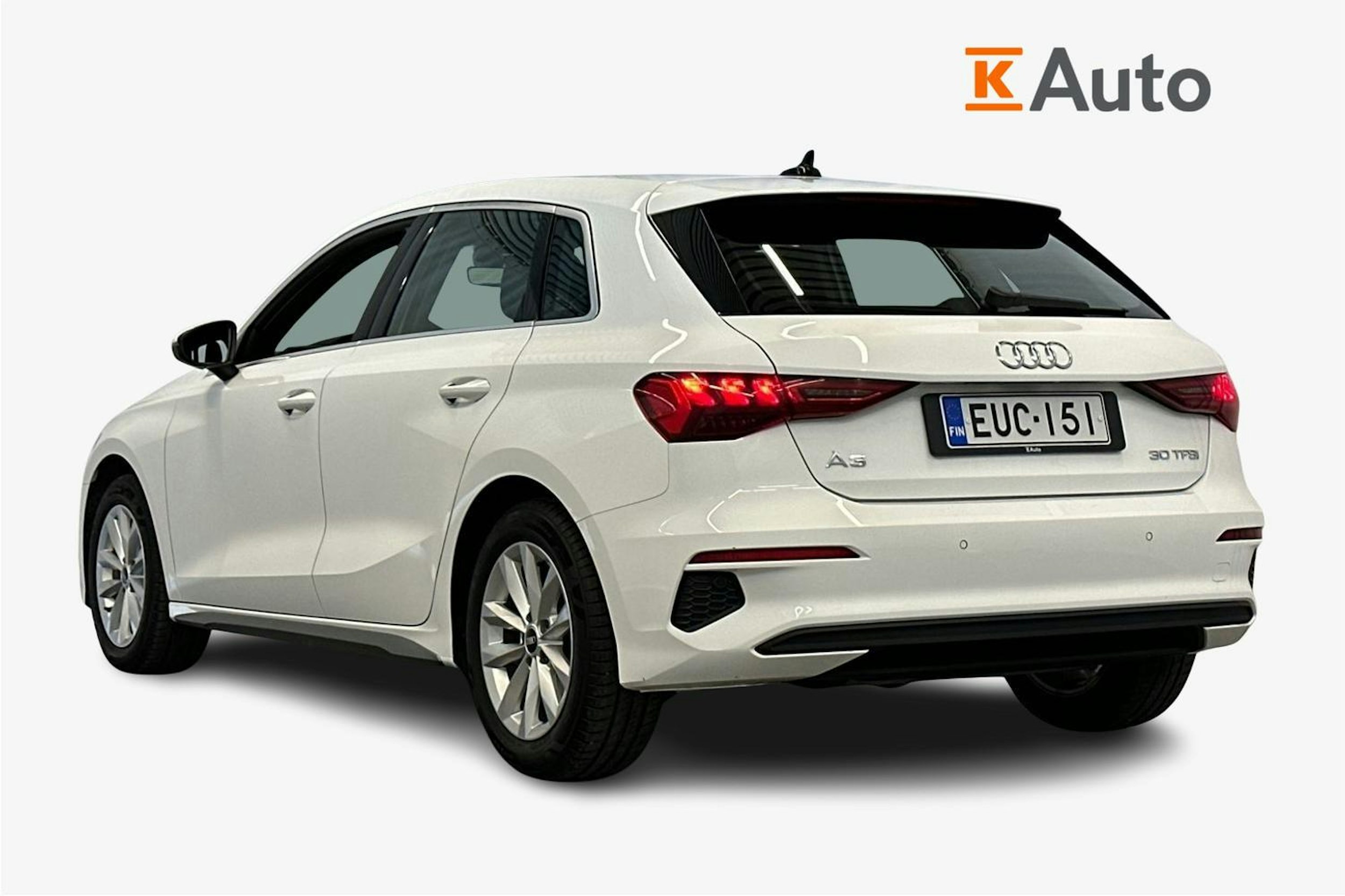 valkoinen Audi A3 2022 kuva 2.