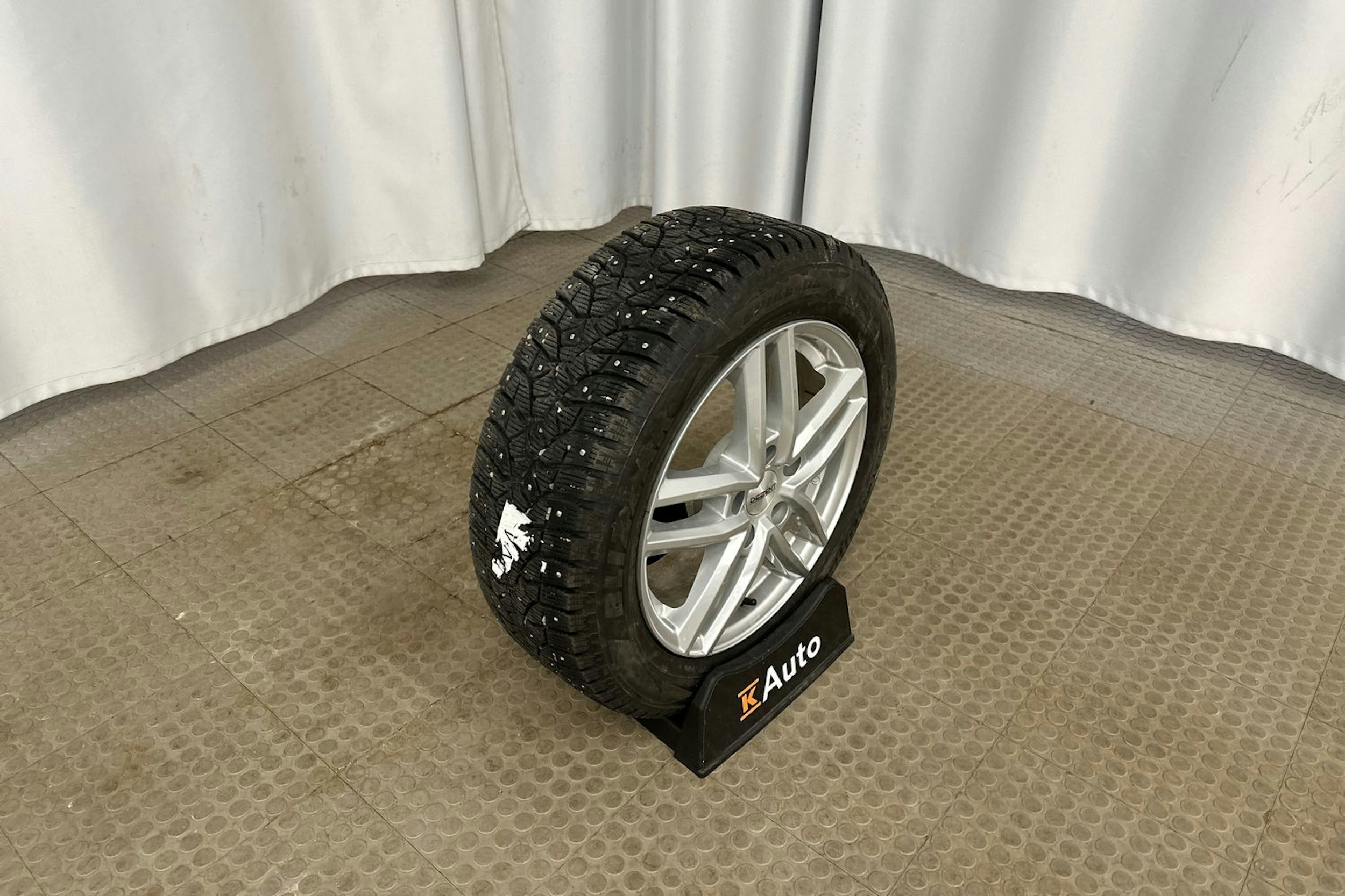 valkoinen Audi A3 2022 kuva 13.