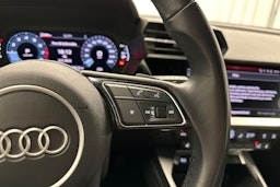valkoinen Audi A3 2022 kuva 15.