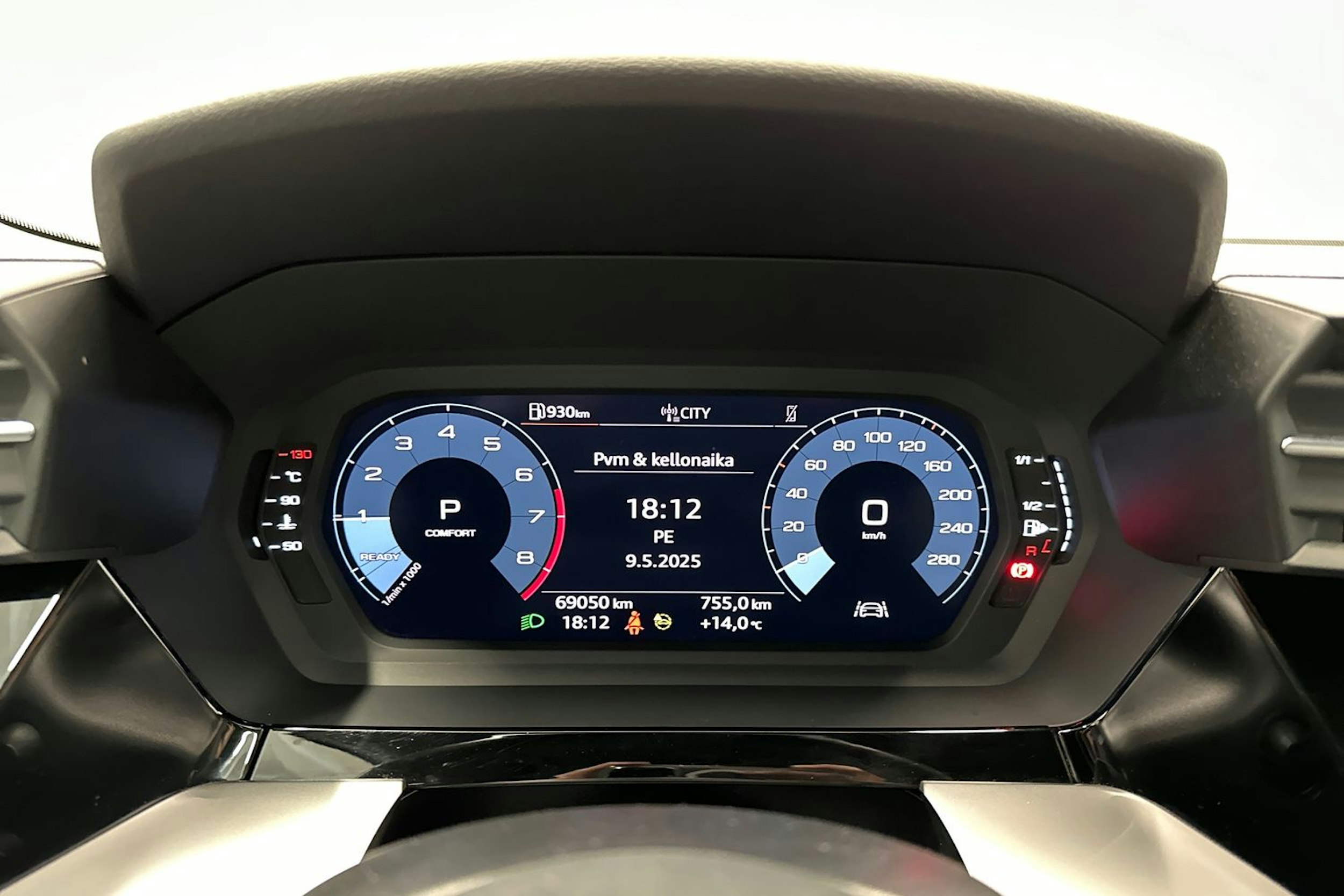 valkoinen Audi A3 2022 kuva 16.