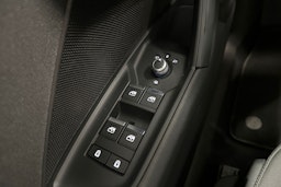 valkoinen Audi A3 2022 kuva 17.