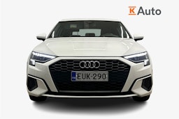 valkoinen Audi A3 2022 kuva 5.