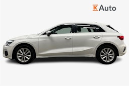 valkoinen Audi A3 2022 kuva 6.