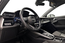valkoinen Audi A3 2022 kuva 7.
