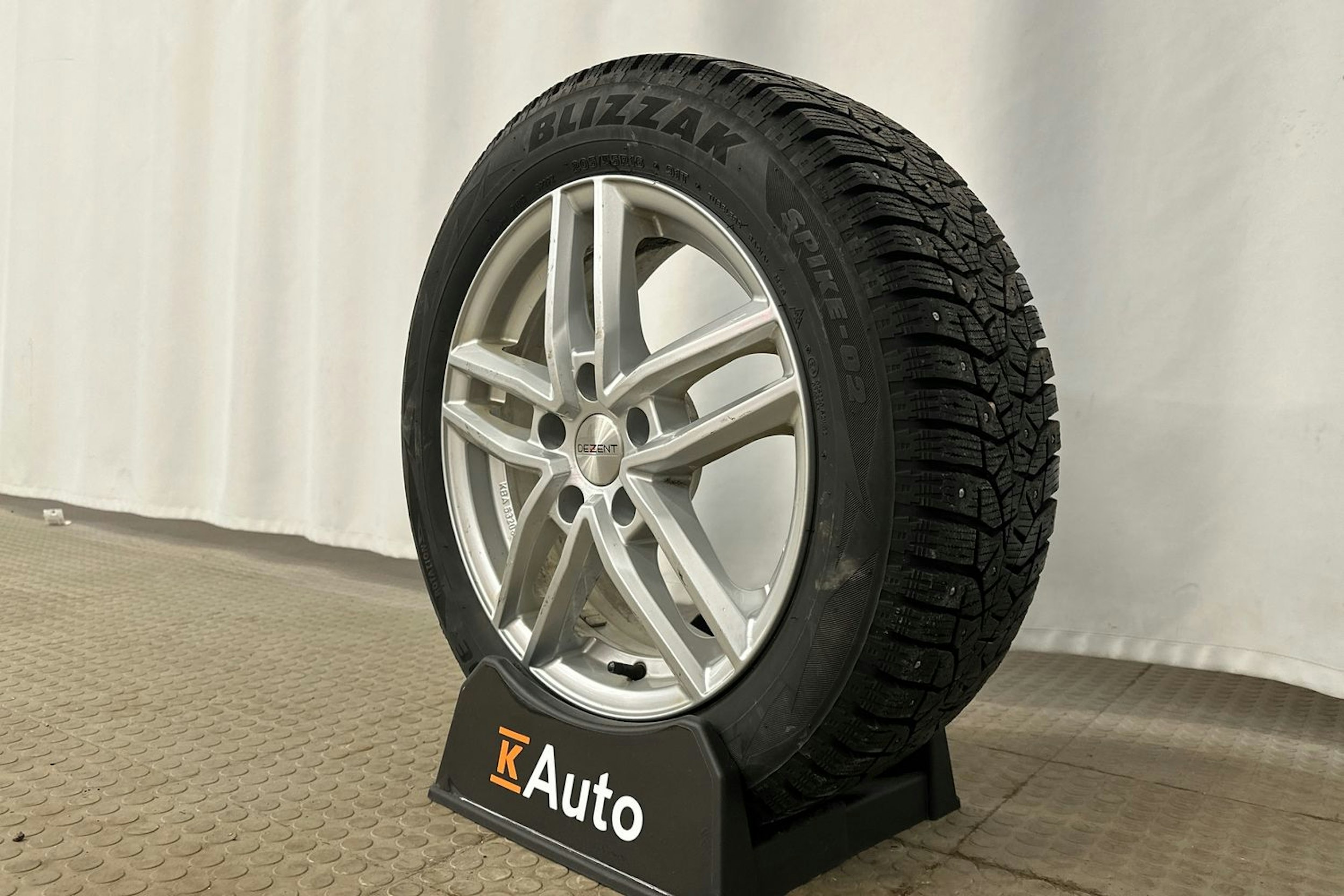 valkoinen Audi A3 2022 kuva 13.